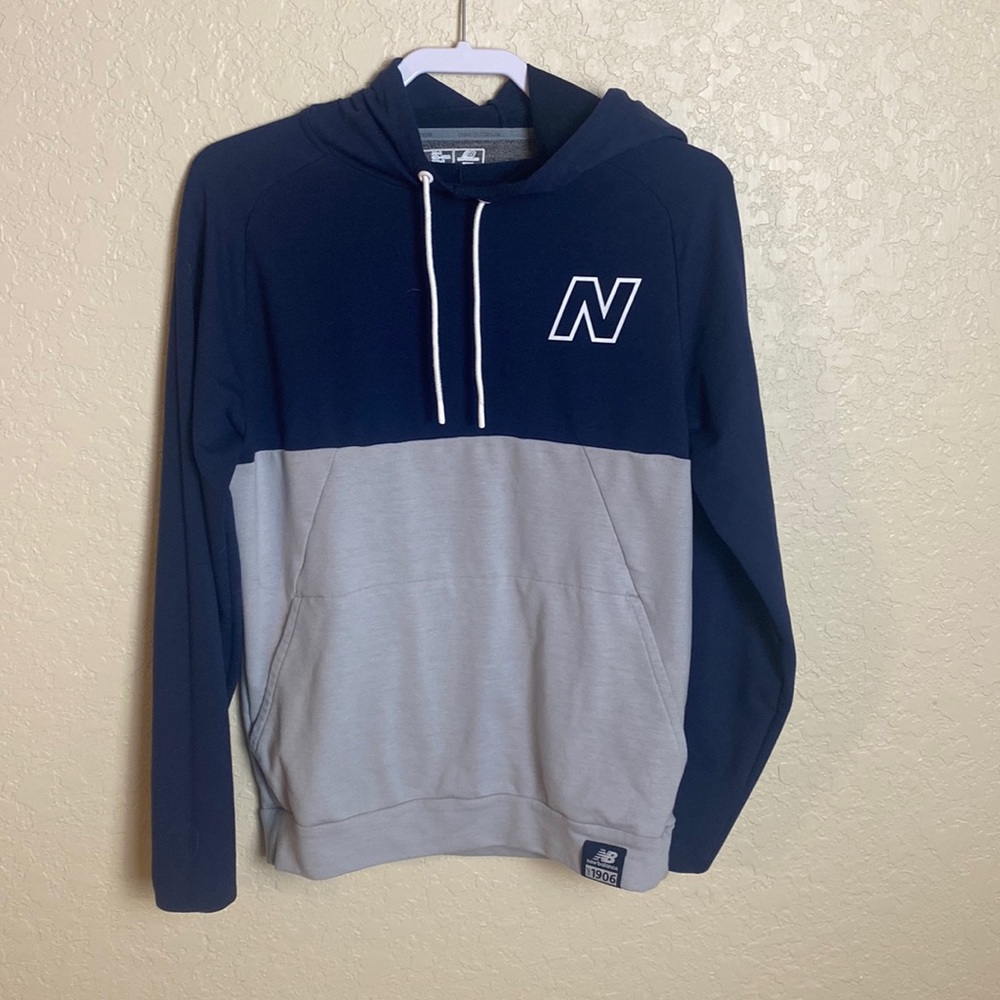 New balance hoodie